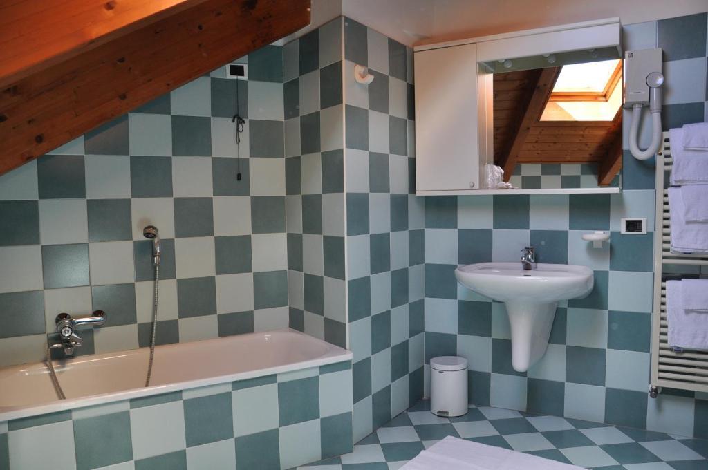 Hotel Ideal Sarche di Calavino Номер фото